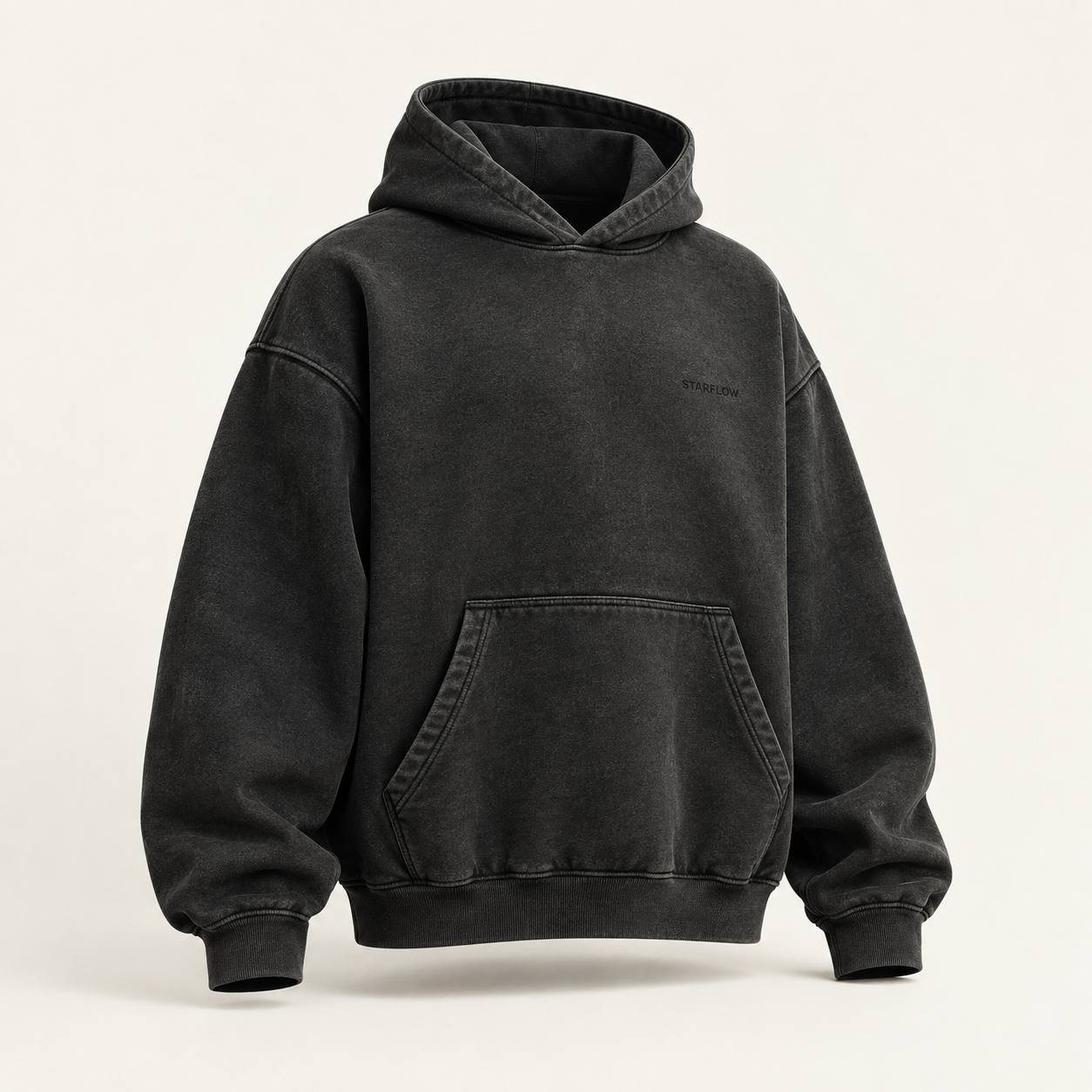 Still Hoodie – černá těžká mikina s kapucí, zepředu